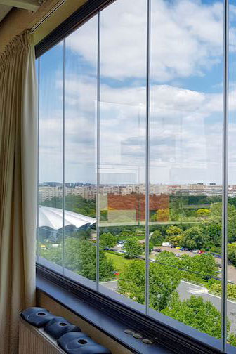 Sticla glisanta pret