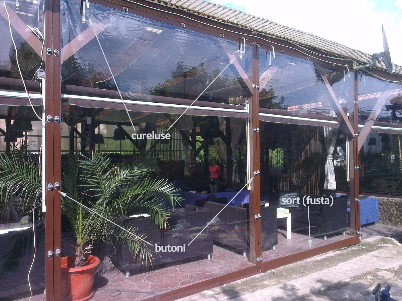 Inchideri terase cu capse si butoni